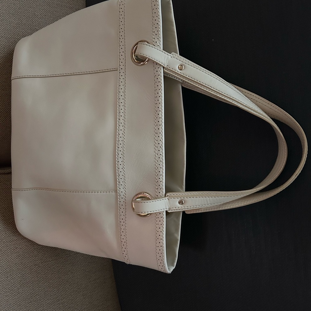 Kate Spade - medium sized cream colored leather satchel shoulder bag. - Picture 3 of 13